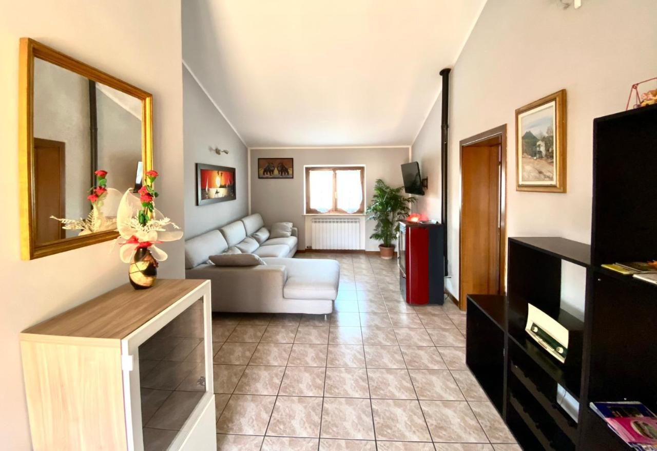 Casa Fanny Hotel Кастелнуово дел Гарда Екстериор снимка