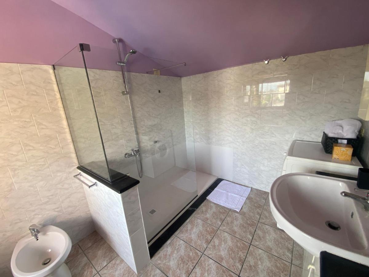 Casa Fanny Hotel Кастелнуово дел Гарда Екстериор снимка